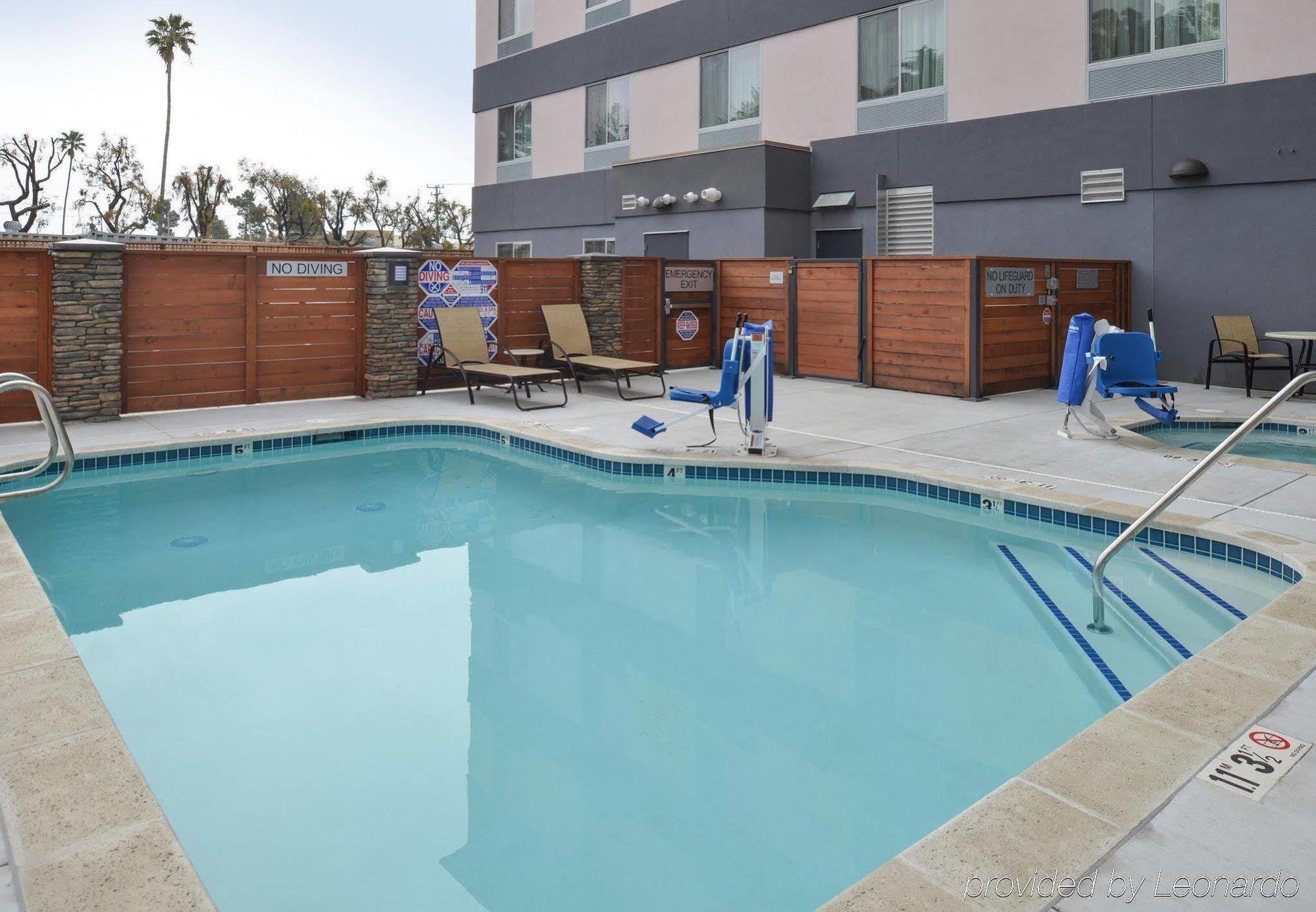 Fairfield Inn & Suites By Marriott Santa Cruz Exterior photo